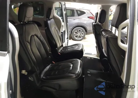 2018 Chrysler Pacifica Limited z USA, uszkodzony, nr VIN 2C4RC1GG6JR232746